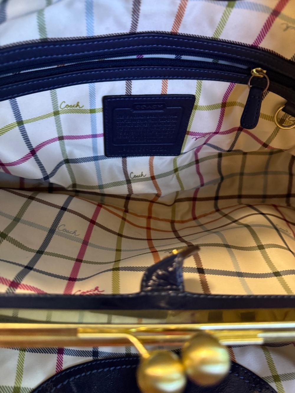 Coach Navy Patent Leather Shoulder Bag with Kiss-Lock - Picture 2 of 6